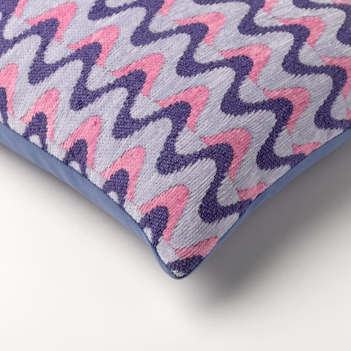 Alice Kussen Zigzag Baby Lavender